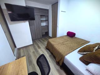 Comfortable and Spacious Apt - Sleeps 6 - 5