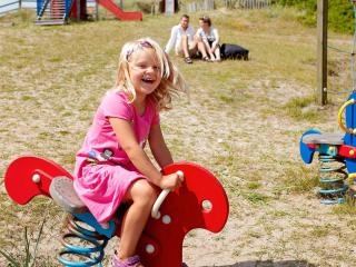 6 person holiday home in Ringkøbing - 6