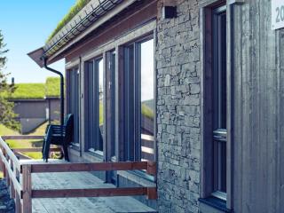 Stylish Cabin Retreat in Varden-By Traum - 8