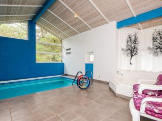 Idyllic Retreat with Whirlpool-By Traum - 2