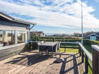 Panoramic Cottage Retreat-By Traum - 2