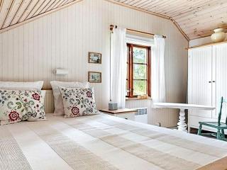 10 person holiday home in SKILLINGARYD - 4
