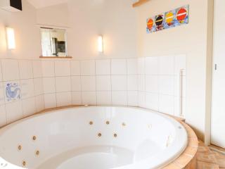 Seaside Charm with Spa and Sauna-By Traum - 1