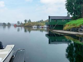 6 person holiday home in LINDÅS - 6