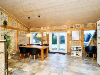 Charming Harbor Cottage-By Traum - 9