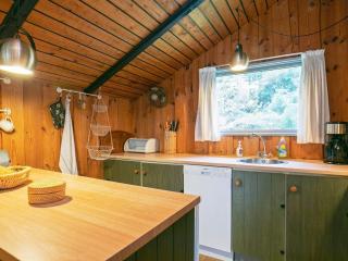 Tranquil Cottage Retreat in Lokken-By Traum - 2