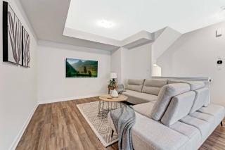 Luxury New Home in Findlay Creek - 9