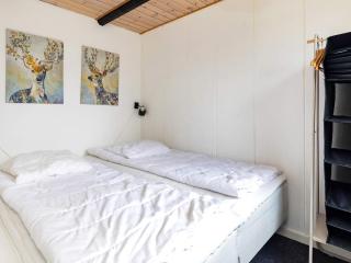 6 person holiday home in Væggerløse - 6