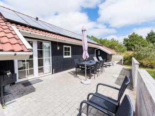8 person holiday home in Blåvand - 2