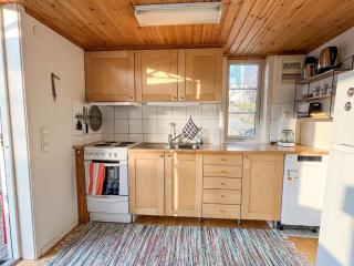 4 person holiday home in Fotö Västra Götaland - 7