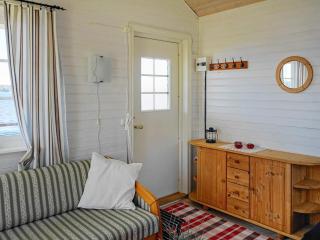 6 person holiday home in GULLSPåNG - 6