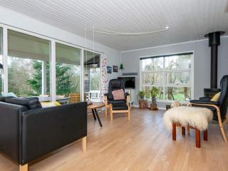 6 person holiday home in Knebel - 6