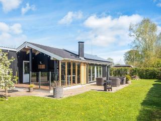 6 person holiday home in Sjølund - 0