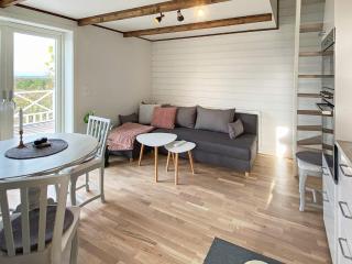 4 person holiday home in FÄRJESTADEN - 6