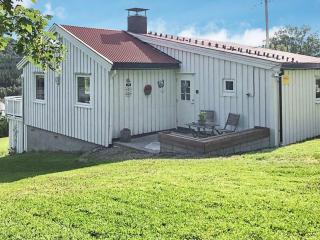 6 person holiday home in AVERØY - 9