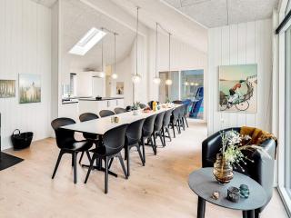 16 person holiday home in Væggerløse - 6