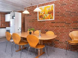 8 person holiday home in Harboøre-By Traum - 1