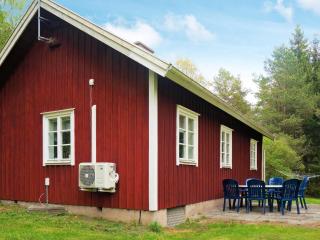 Two-Bedroom Holiday home in Åsarp 1 - 8