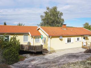 8 person holiday home in STRÖMSTAD - 8