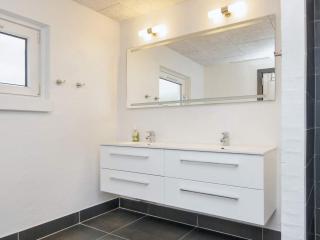 5 star holiday home in Glesborg - 1