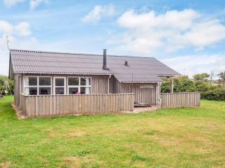 Bright Summerhouse near Sea - 0