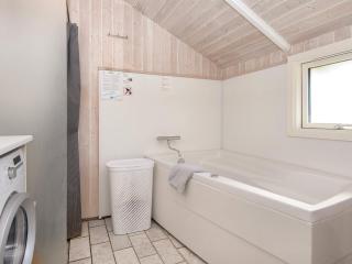 6 person holiday home in Sjølund-By Traum - 9