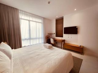 Luxury Villa Beach Front - 8