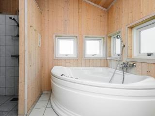6 person holiday home in Oksbøl-By Traum - 8