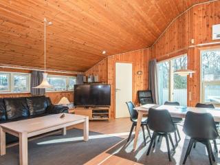 8 person holiday home in Juelsminde-By Traum - 2