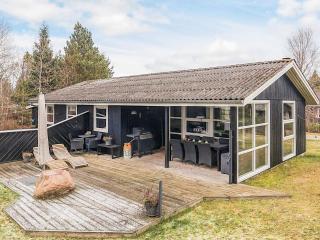 6 person holiday home in Hals - 6