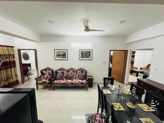 Spacious Lake View Apartment in Uttara - 5