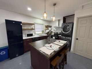 Private Midtown Studio - 8