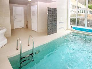 Five-Bedroom Holiday home in Jelsa 2 - 5
