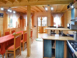 Wooden House by Ostrowieckie Lake with Beach - 8