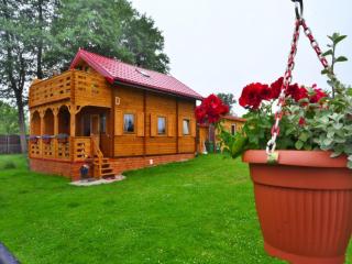 Wooden House by Ostrowieckie Lake with Beach - 4