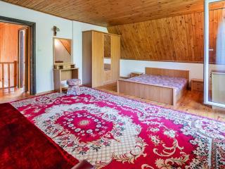 Holiday home with garden, close to the lake - 2