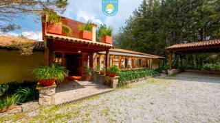 El Solario Lake Views & Forest Retreat by Kivoya - 2