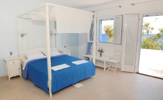 Dream Island Hotel - Livadia - 4