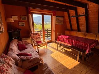 Chalet atypique de charme - 6 pers., garage - 0