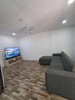 Khans BnB - 9