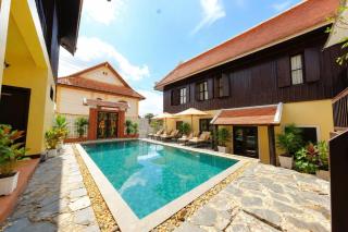 Bualuang Hotel - 1