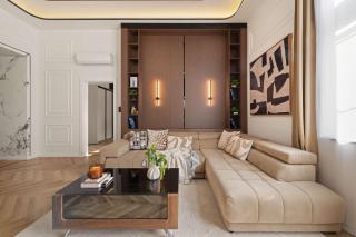 Art-Filled Designer Flat Near Opera & Andrássy Ave - 3