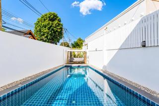 Pool Villa Dara near Bangtao Beach in Pasak - 3