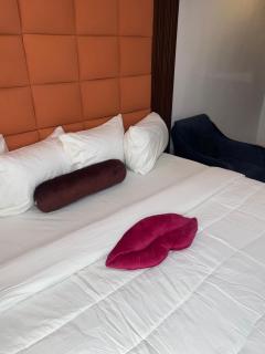 Biz Pro Hotel & Suites - 6