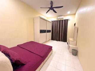 Kampar Perdana Double Storey by DAR Sabrina Homestay - 1
