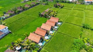 Santris Villas by GenuineHost - 0
