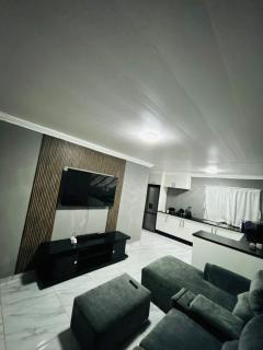 Deluxe modern apartment - 7