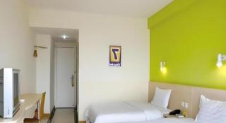 7 Days Inn Jixian County Baowei Road - 7