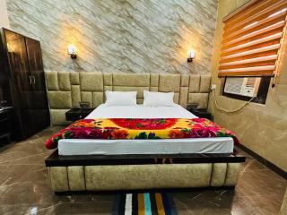 Hotel Majestic kolkata - 5