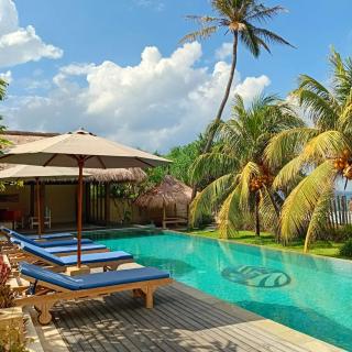 Kamana Beach House - 9